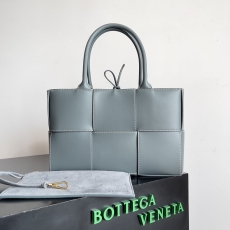 Bottega Veneta Shopping Bags